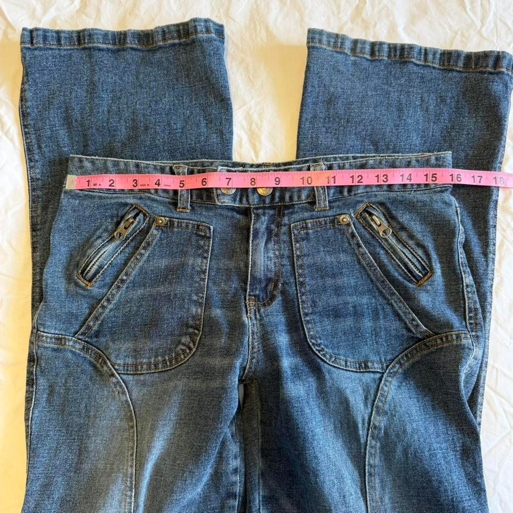 Guess Vintage bootcut jeans mid to low rise Size 32 - Picture 5 of 8